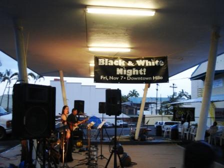 Black and White Night Hilo 